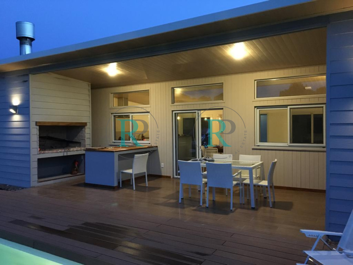 Casa ID.2036 - ALQUILER DE HERMOSA CASA CON PISCINA EN JOSE IGNACIO