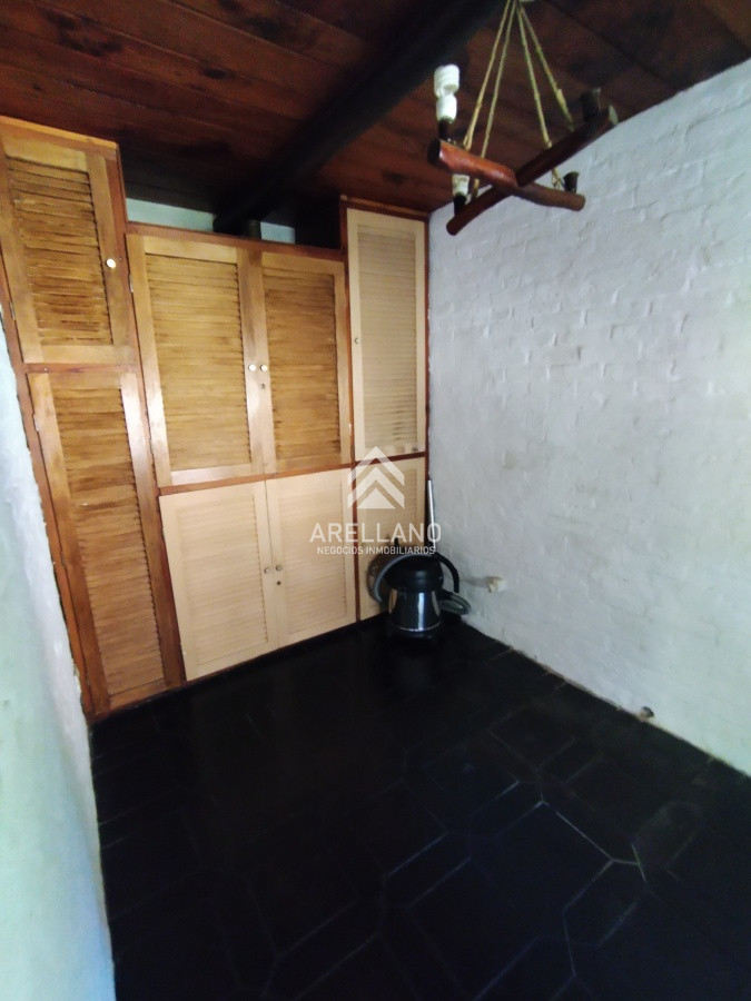 Casa ID.3306 - VENTA DE CASA EN BARRIO PINARES - 3 DORMITORIOS - 