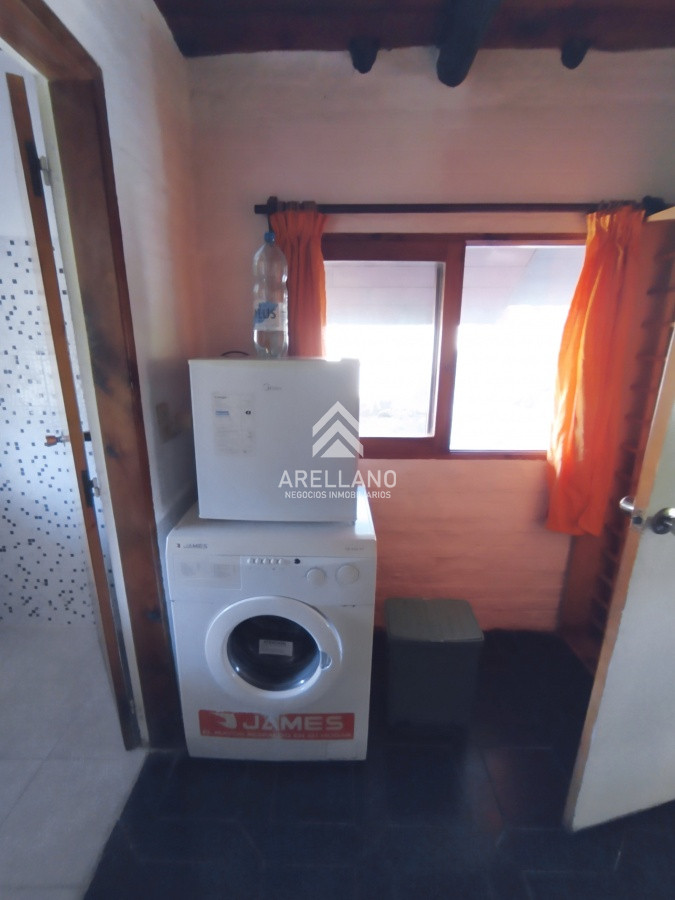Casa ID.3306 - VENTA DE CASA EN BARRIO PINARES - 3 DORMITORIOS - 
