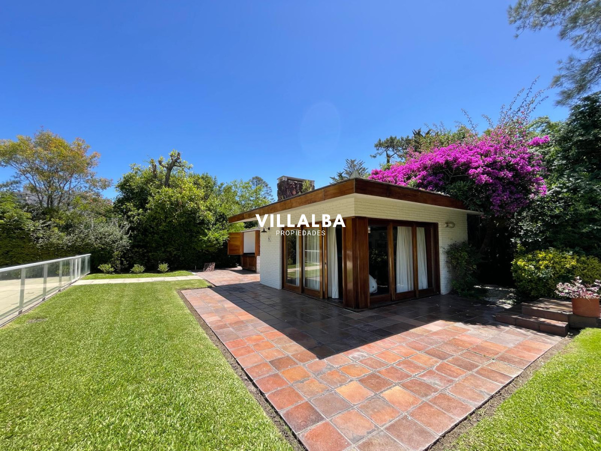 Casa ID.3331 - Magnifica casa en Punta del Este 