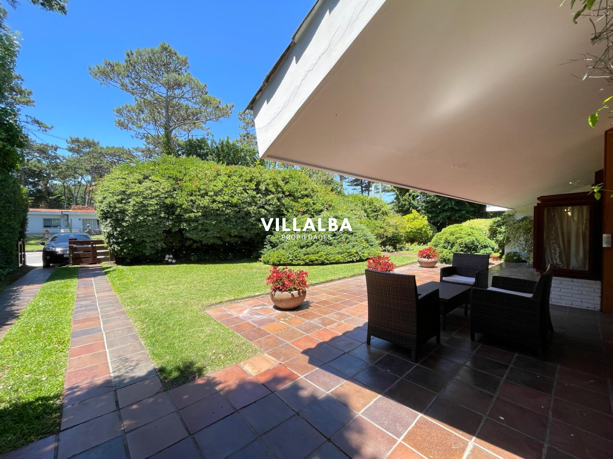 Casa ID.3331 - Magnifica casa en Punta del Este 