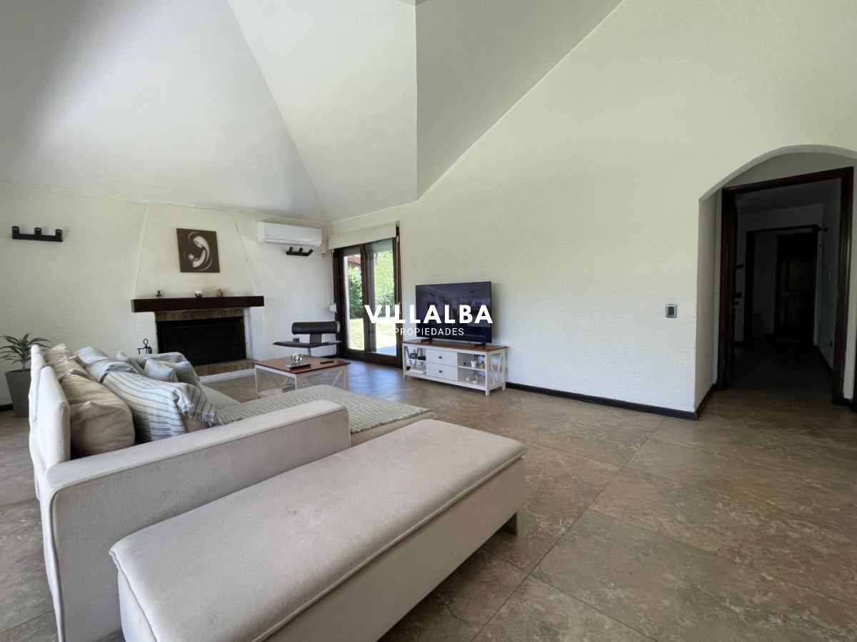 Apartamento ID.4203 - Casa en Punta del Este