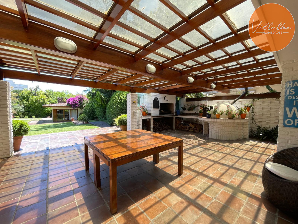 Casa ID.3331 - Magnifica casa en Punta del Este 