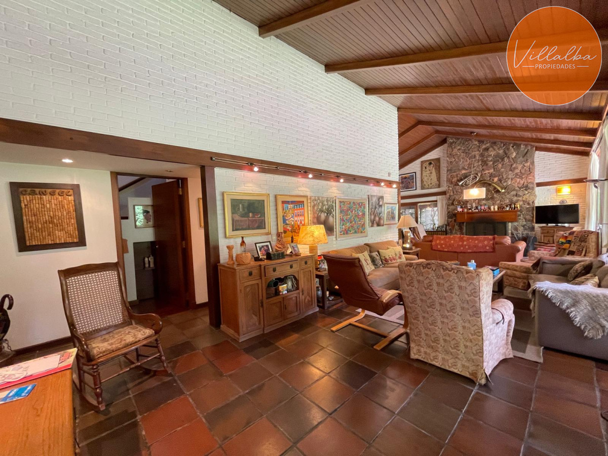 Casa ID.3331 - Magnifica casa en Punta del Este 