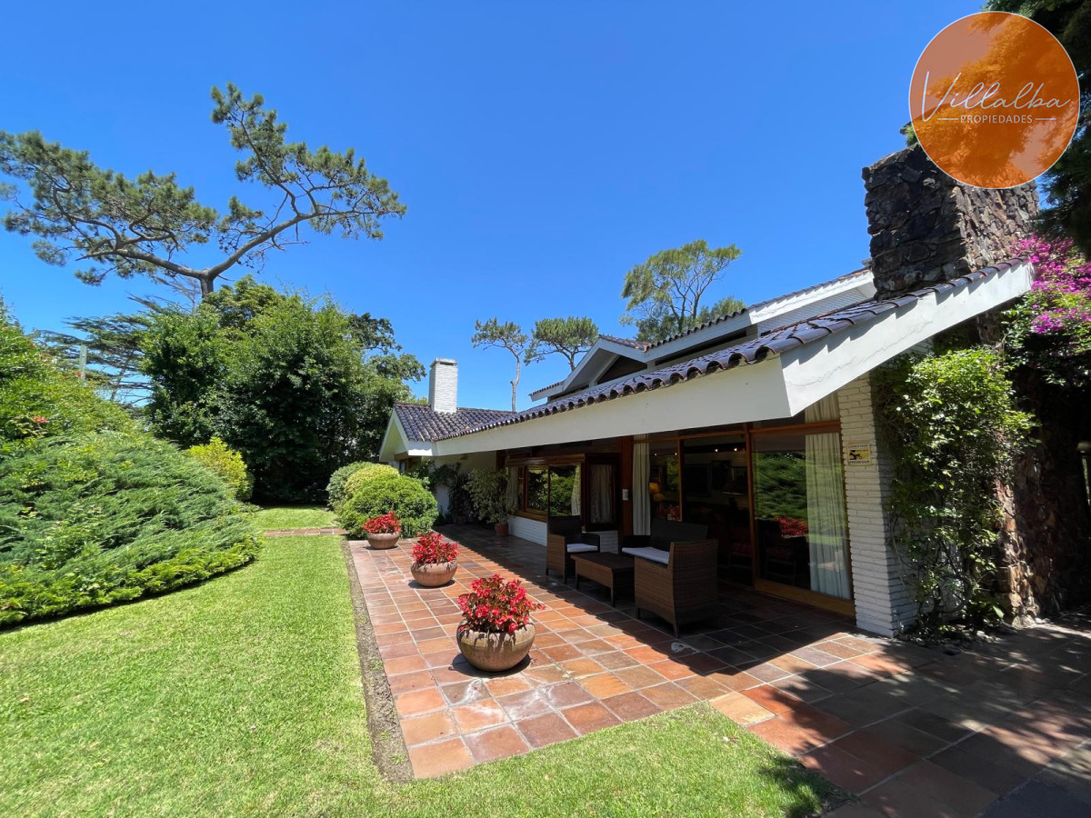 Casa ID.3331 - Magnifica casa en Punta del Este 