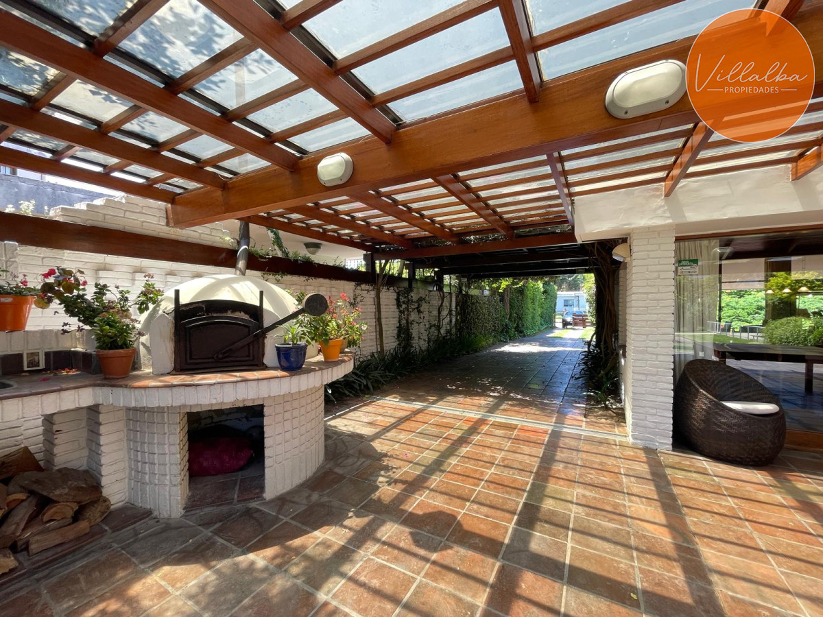 Casa ID.3331 - Magnifica casa en Punta del Este 