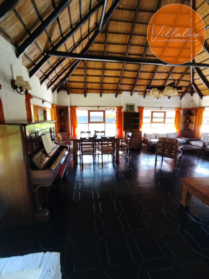 Apartamento ID.2920 - VENTA DE HERMOSA CASA EN BARRIO PINARES - 3 DORMITORIOS - 
