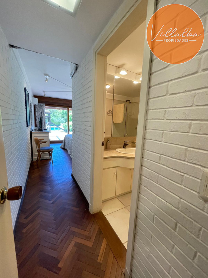 Casa ID.3331 - Magnifica casa en Punta del Este 