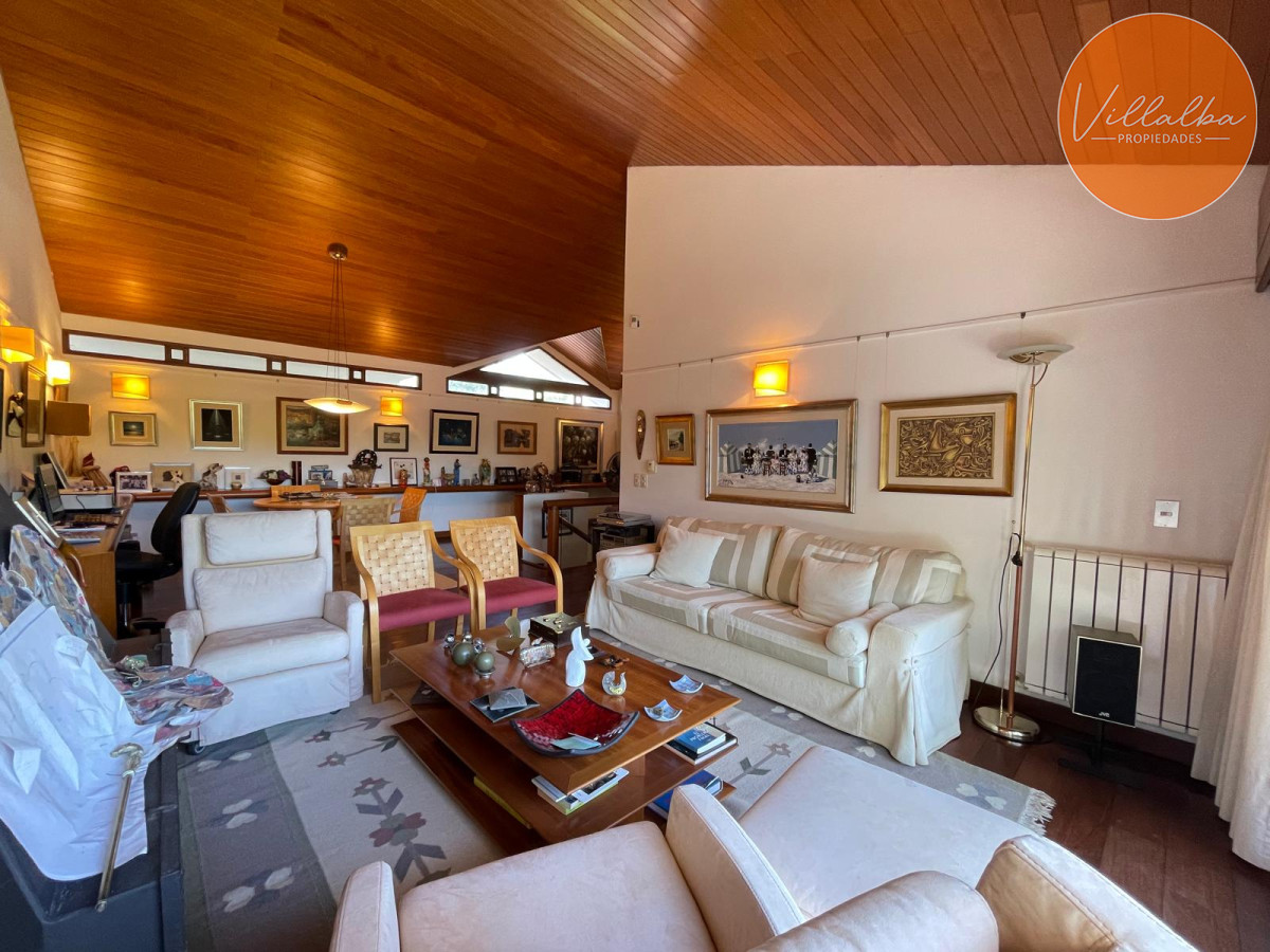 Casa ID.3331 - Magnifica casa en Punta del Este 