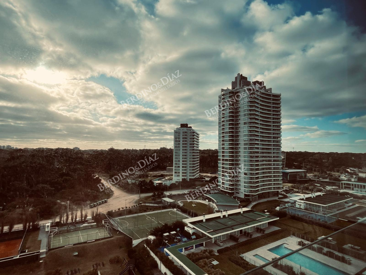 Apartamento ID.2911 -  APARTAMENTO EN TORRE DE CATEGORIA PRIMERA LINEA BRAVA