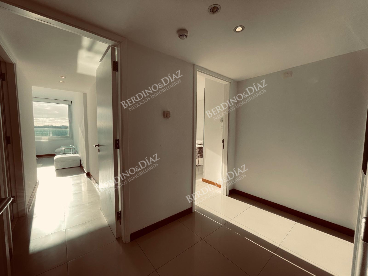 Apartamento ID.2911 -  APARTAMENTO EN TORRE DE CATEGORIA PRIMERA LINEA BRAVA