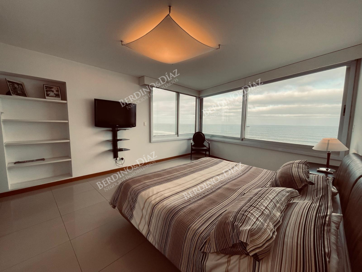 Apartamento ID.2911 -  APARTAMENTO EN TORRE DE CATEGORIA PRIMERA LINEA BRAVA
