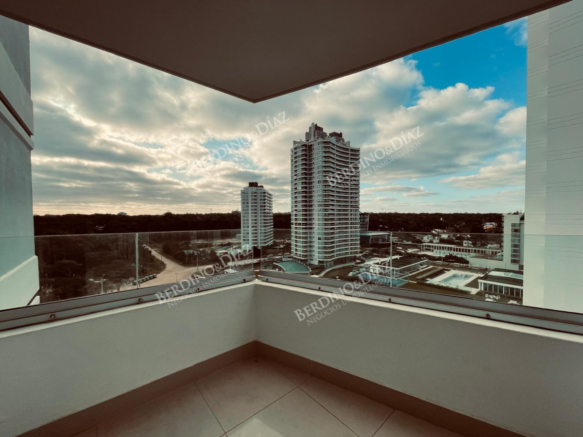Apartamento ID.2911 -  APARTAMENTO EN TORRE DE CATEGORIA PRIMERA LINEA BRAVA