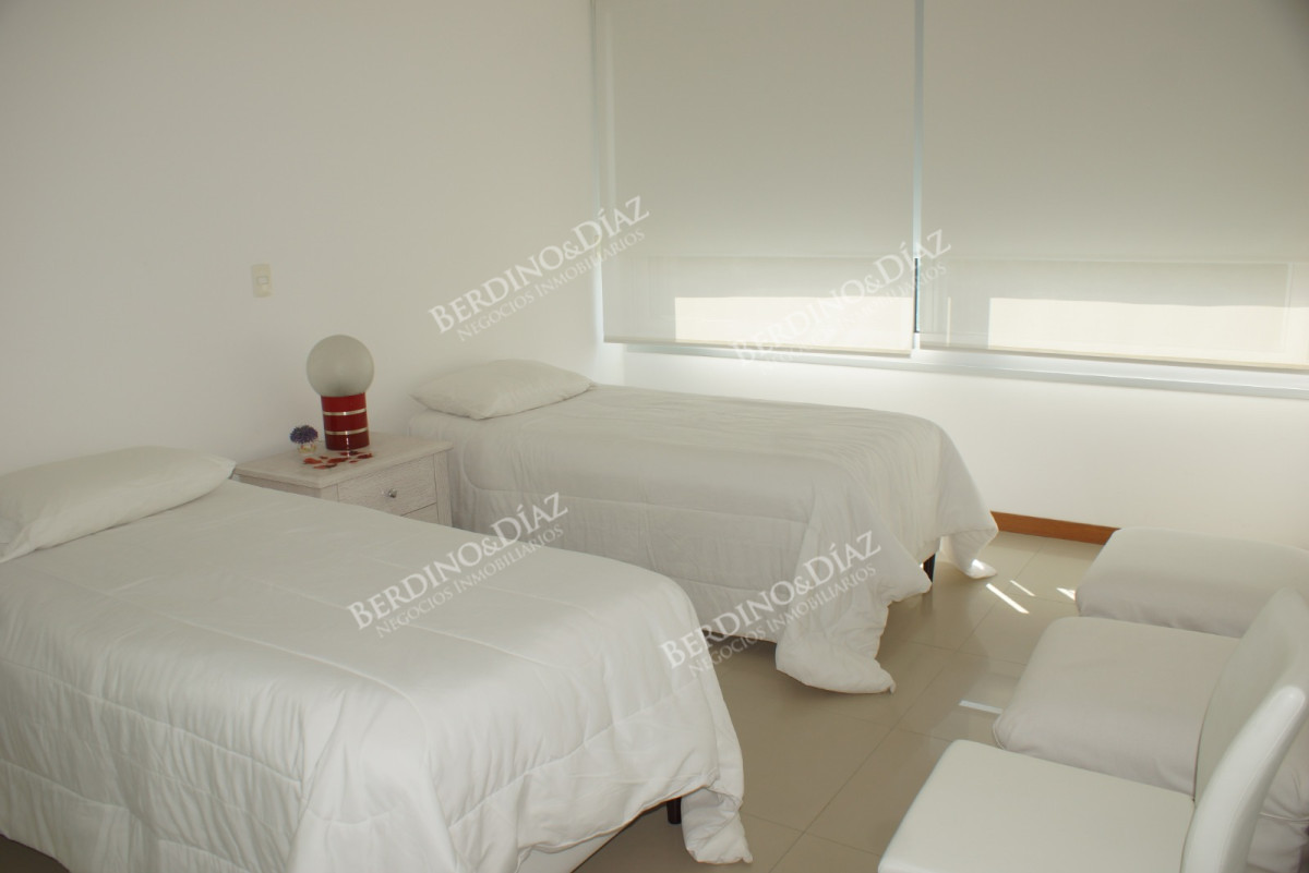 Apartamento ID.2911 -  APARTAMENTO EN TORRE DE CATEGORIA PRIMERA LINEA BRAVA