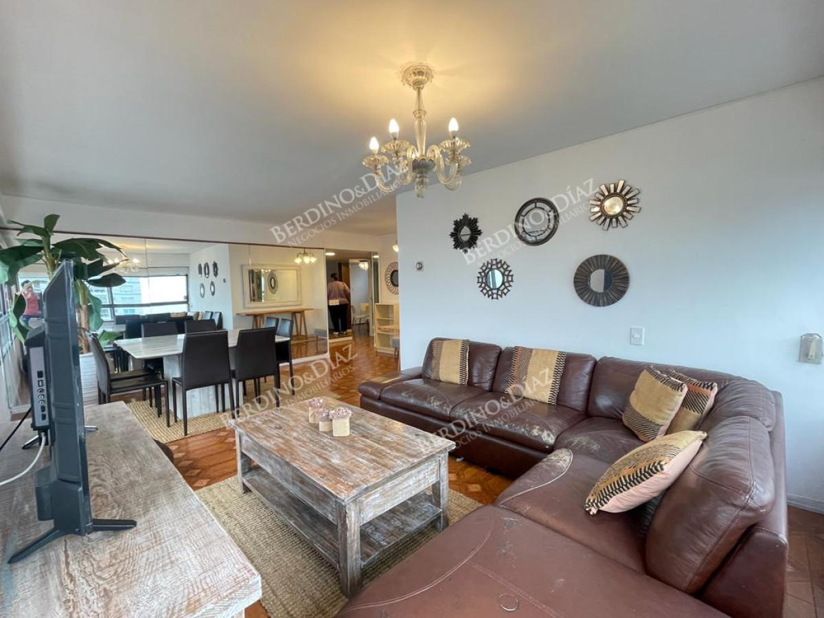 Apartamento ID.1844 - Oportunidad amplió apartamento 