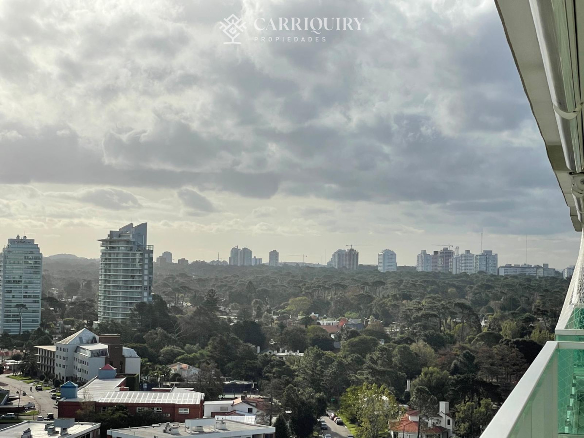 Apartamento ID.9171 - OPORTUNIDAD Apartamento en venta 3 suites playa mansa torre de categoria Punta del Este