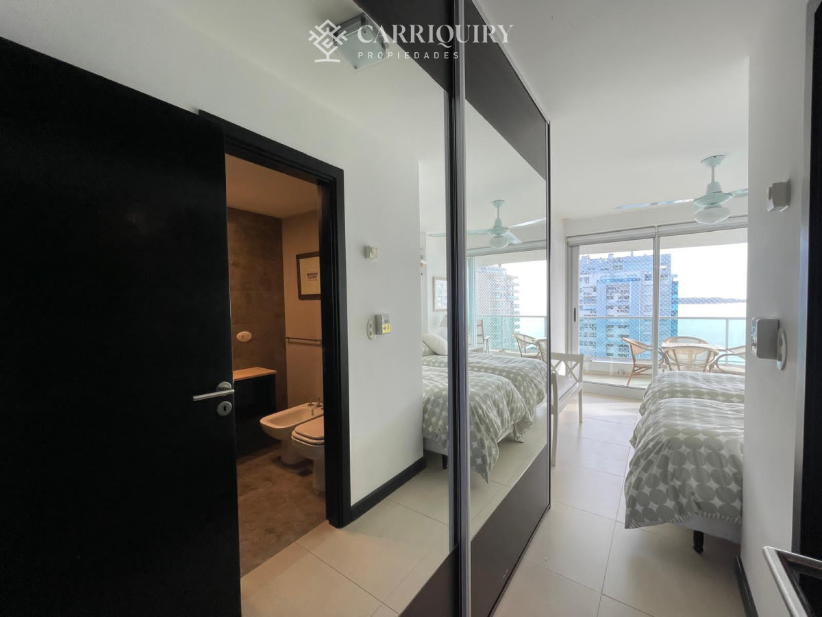 Apartamento ID.9171 - OPORTUNIDAD Apartamento en venta 3 suites playa mansa torre de categoria Punta del Este
