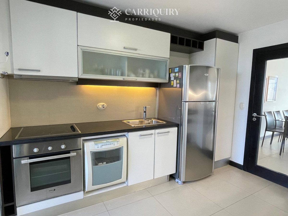 Apartamento ID.9171 - OPORTUNIDAD Apartamento en venta 3 suites playa mansa torre de categoria Punta del Este