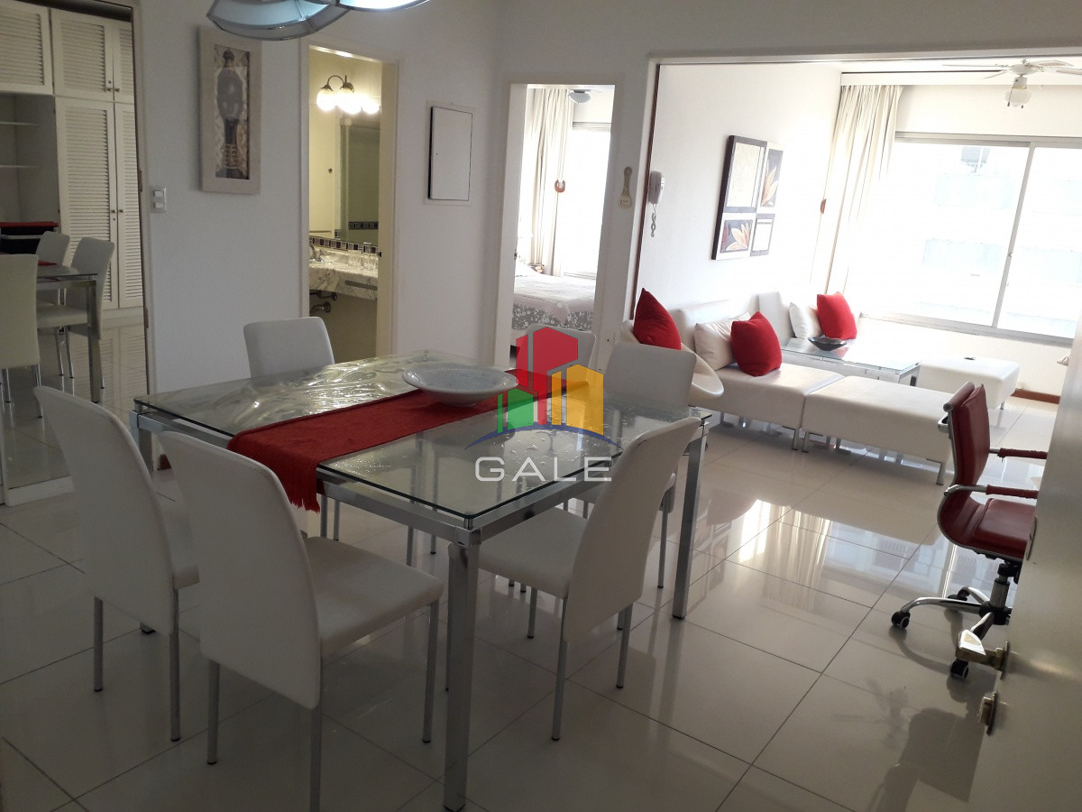 Apartamento ID.1266 - edificio a metros de playa brava 
