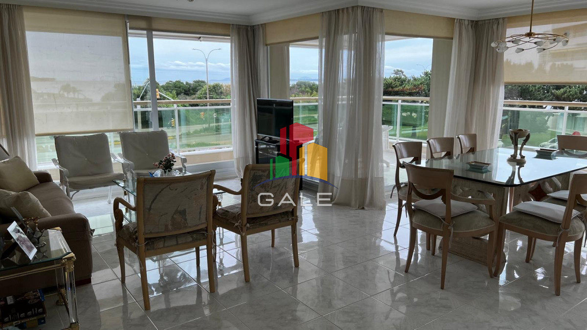 Apartamento ID.4940 - Apartamento en Punta del Este 