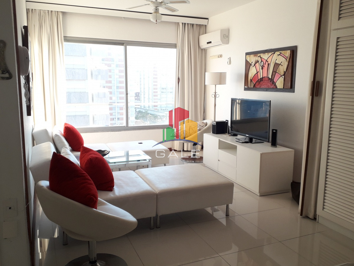 Apartamento ID.1266 - edificio a metros de playa brava 