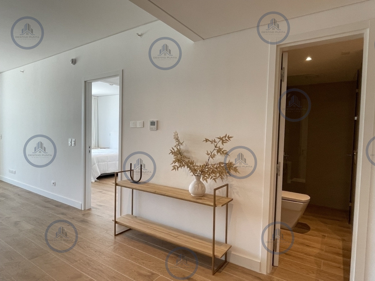 Apartamento ID.3057 - Apartamento de amplio metraje en venta en torre Trump, Playa Brava 