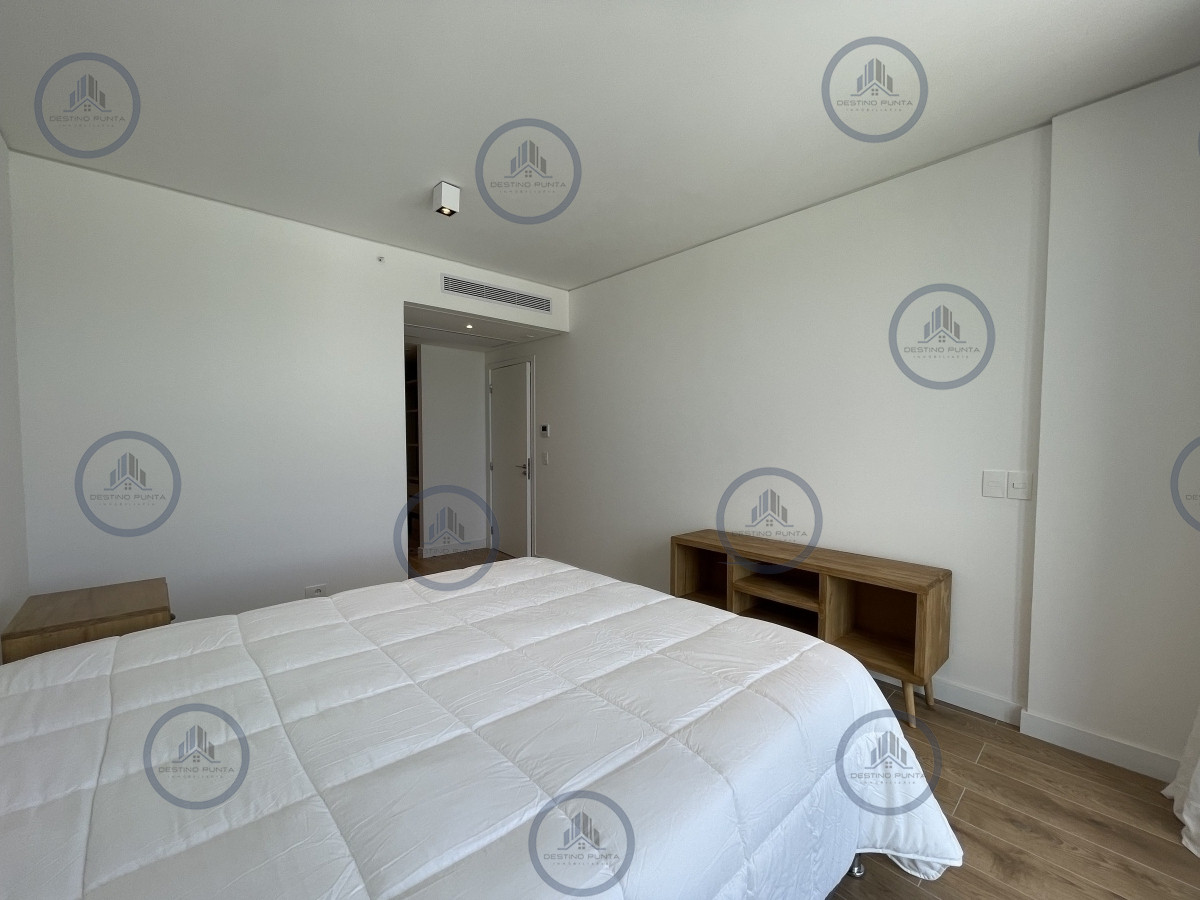 Apartamento ID.3057 - Apartamento de amplio metraje en venta en torre Trump, Playa Brava 
