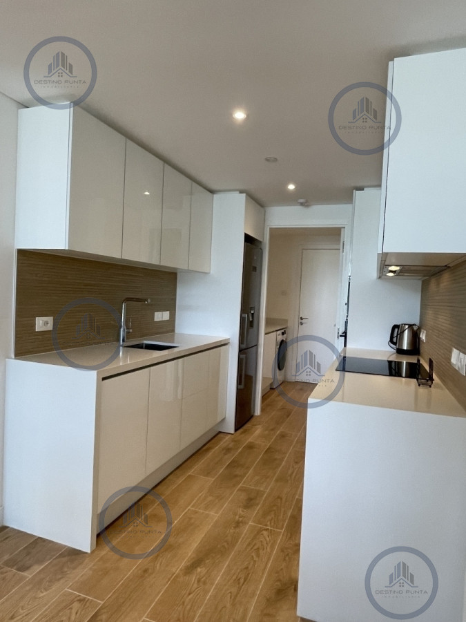 Apartamento ID.3057 - Apartamento de amplio metraje en venta en torre Trump, Playa Brava 