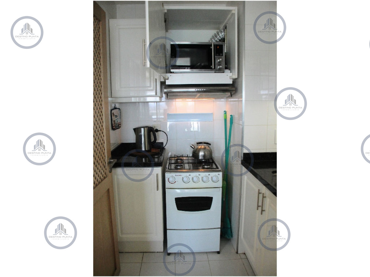 Apartamento ID.3314 - Apartamento en segunda linea de playa mansa 2 dormitorios y 2 baños