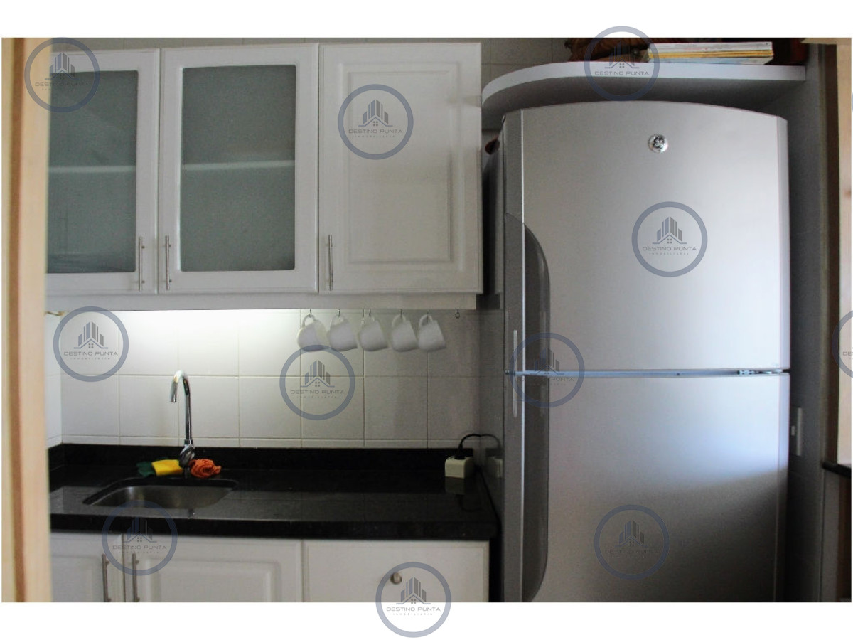 Apartamento ID.3314 - Apartamento en segunda linea de playa mansa 2 dormitorios y 2 baños