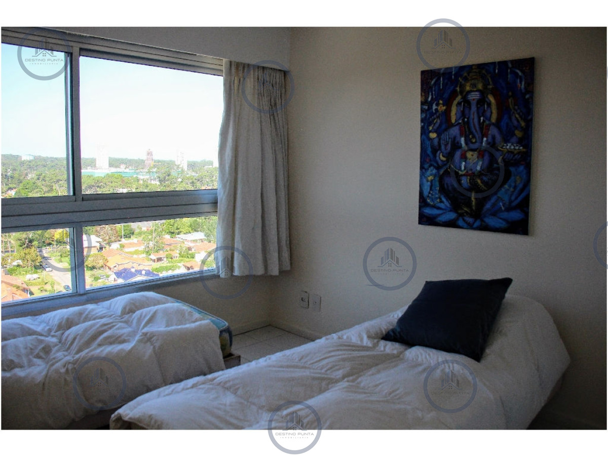 Apartamento ID.3314 - Apartamento en segunda linea de playa mansa 2 dormitorios y 2 baños