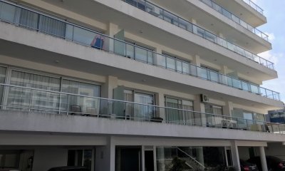 Apartamento 2 dormitorios edificio moderno excelentes servicios y gastos bajos