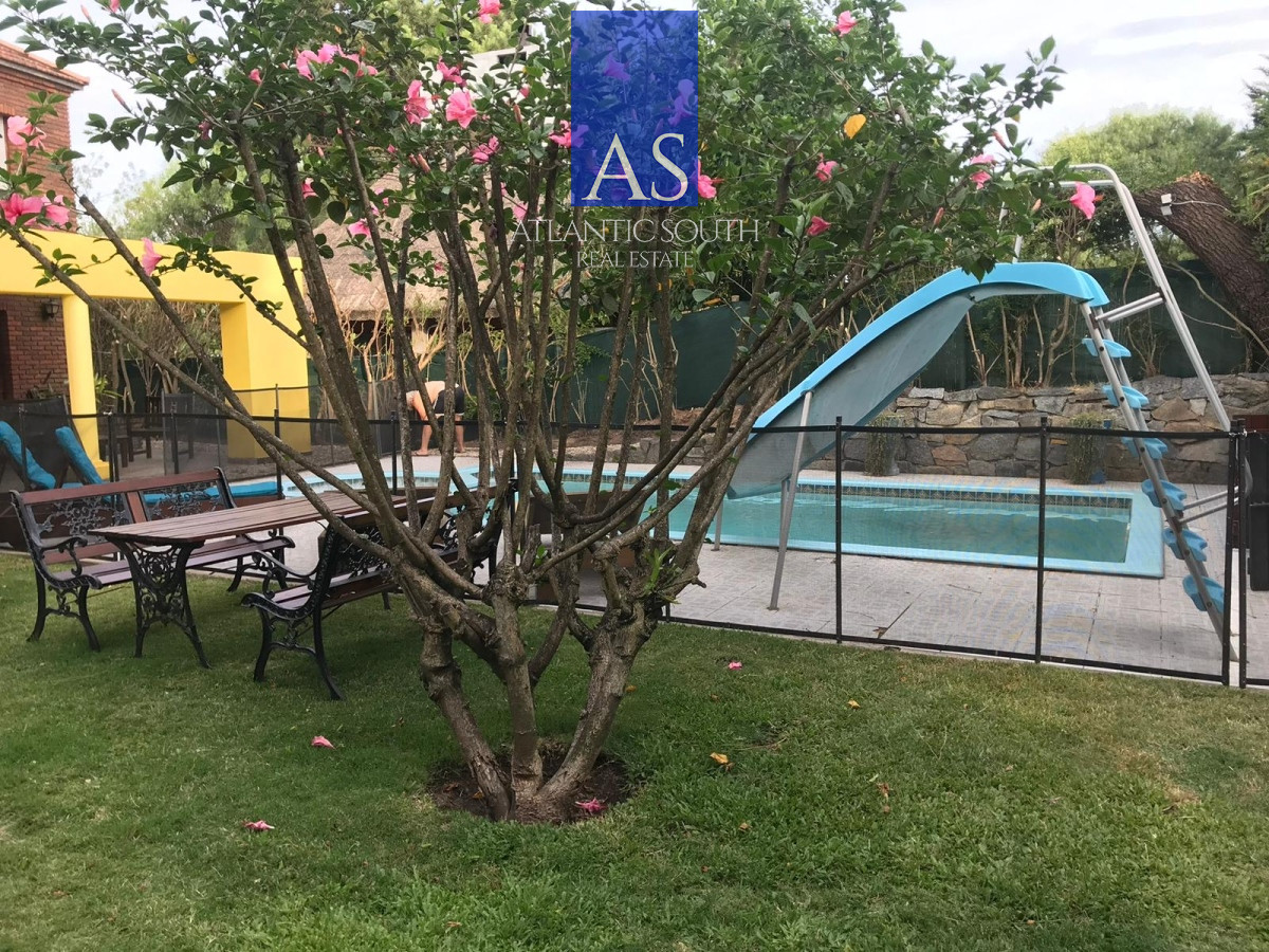 Casa ID.3434 - Casa 4 dormitorios en Pinares 