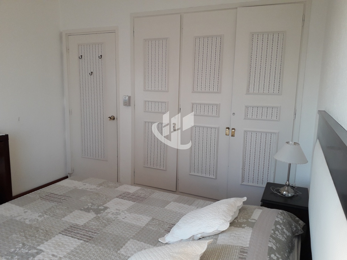 Apartamento ID.1730 - edificio a metros de playa brava 