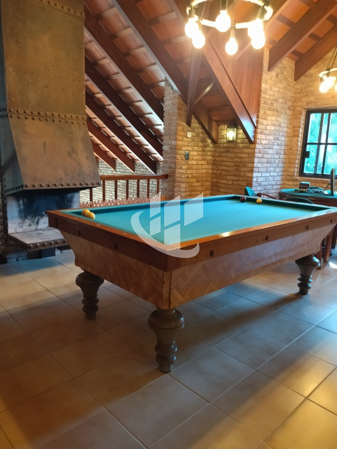 Casa ID.1250 - VENTA DE HERMOSA CASA 5 DORMITORIOS EN SUITE, A METROS DEL MAR.