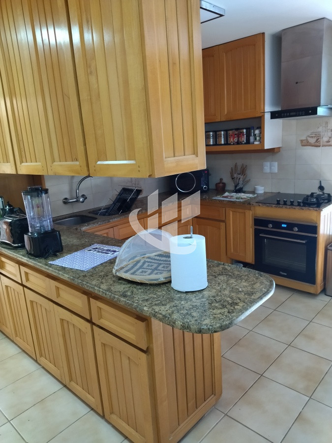 Casa ID.1250 - VENTA DE HERMOSA CASA 5 DORMITORIOS EN SUITE, A METROS DEL MAR.