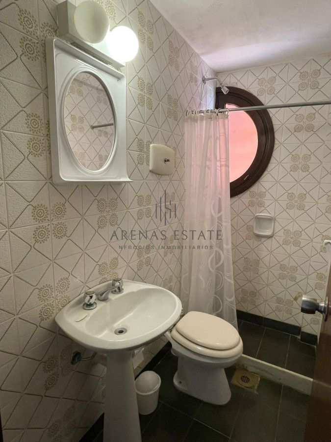 Apartamento ID.2380 - Apartamento en Punta del Este en alquiler anual 