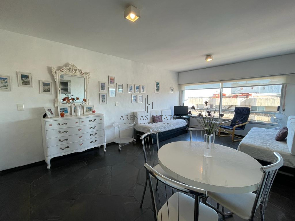 Apartamento ID.1639 - Monoambiente en Peninsula , Punta del Este