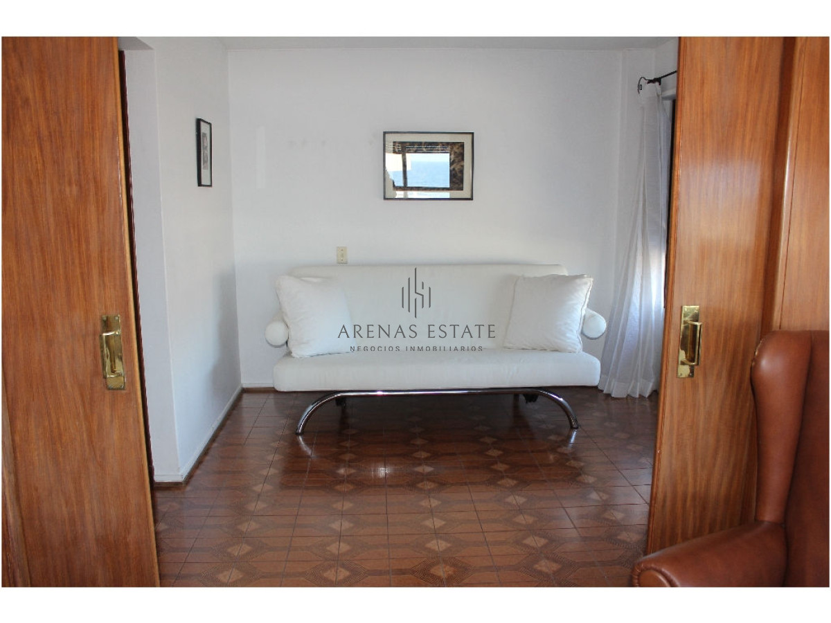 Apartamento ID.2780 -  Peninsula. 3 dormitorios, 1 en suite y dependencia