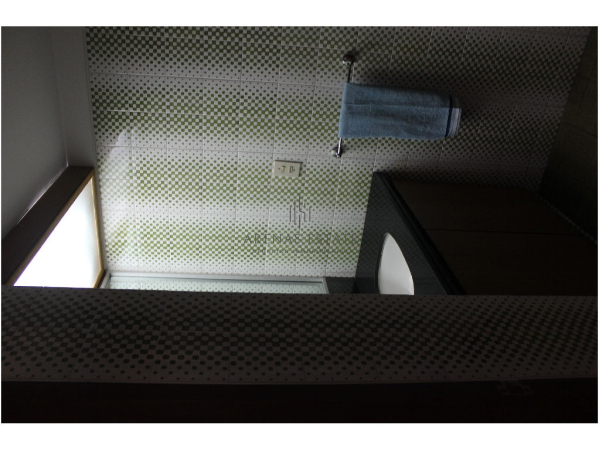 Apartamento ID.2780 -  Peninsula. 3 dormitorios, 1 en suite y dependencia
