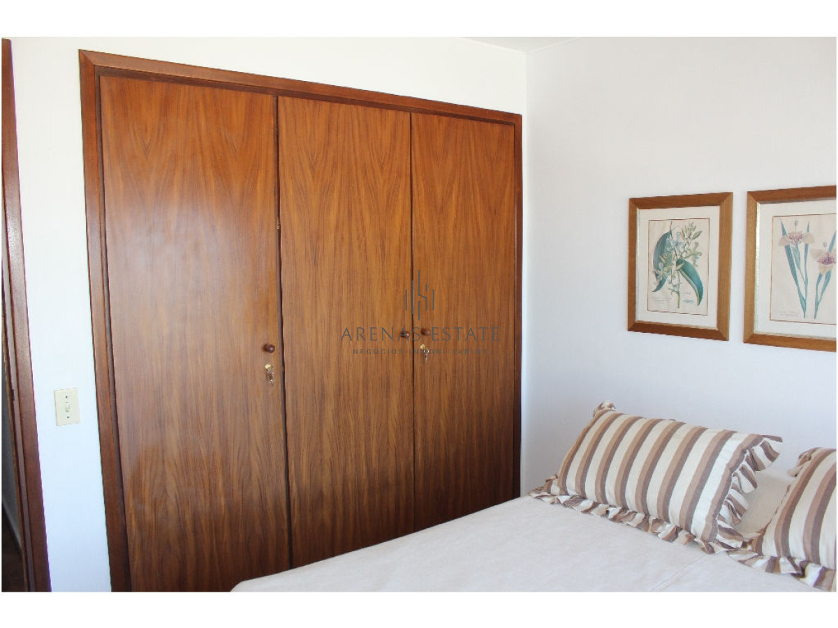 Apartamento ID.2780 -  Peninsula. 3 dormitorios, 1 en suite y dependencia