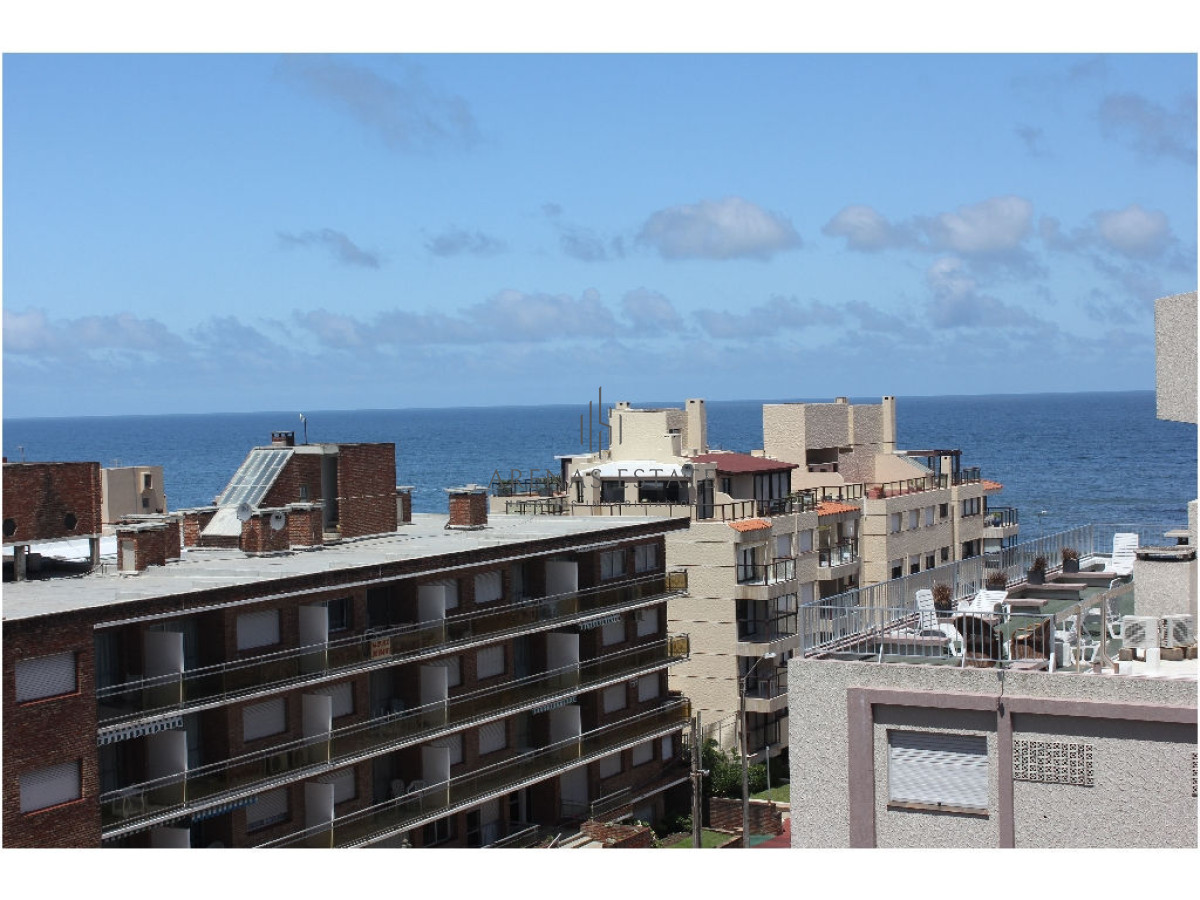 Apartamento ID.2780 -  Peninsula. 3 dormitorios, 1 en suite y dependencia