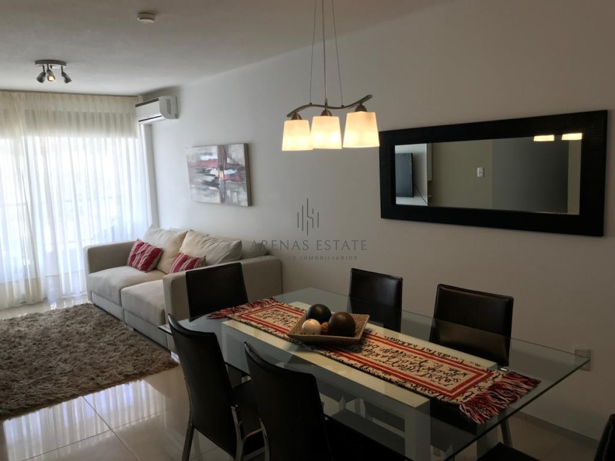 Apartamento ID.1774 - Apartamento de dos dormitorios zona Aidy Grill ,Punta del Este 