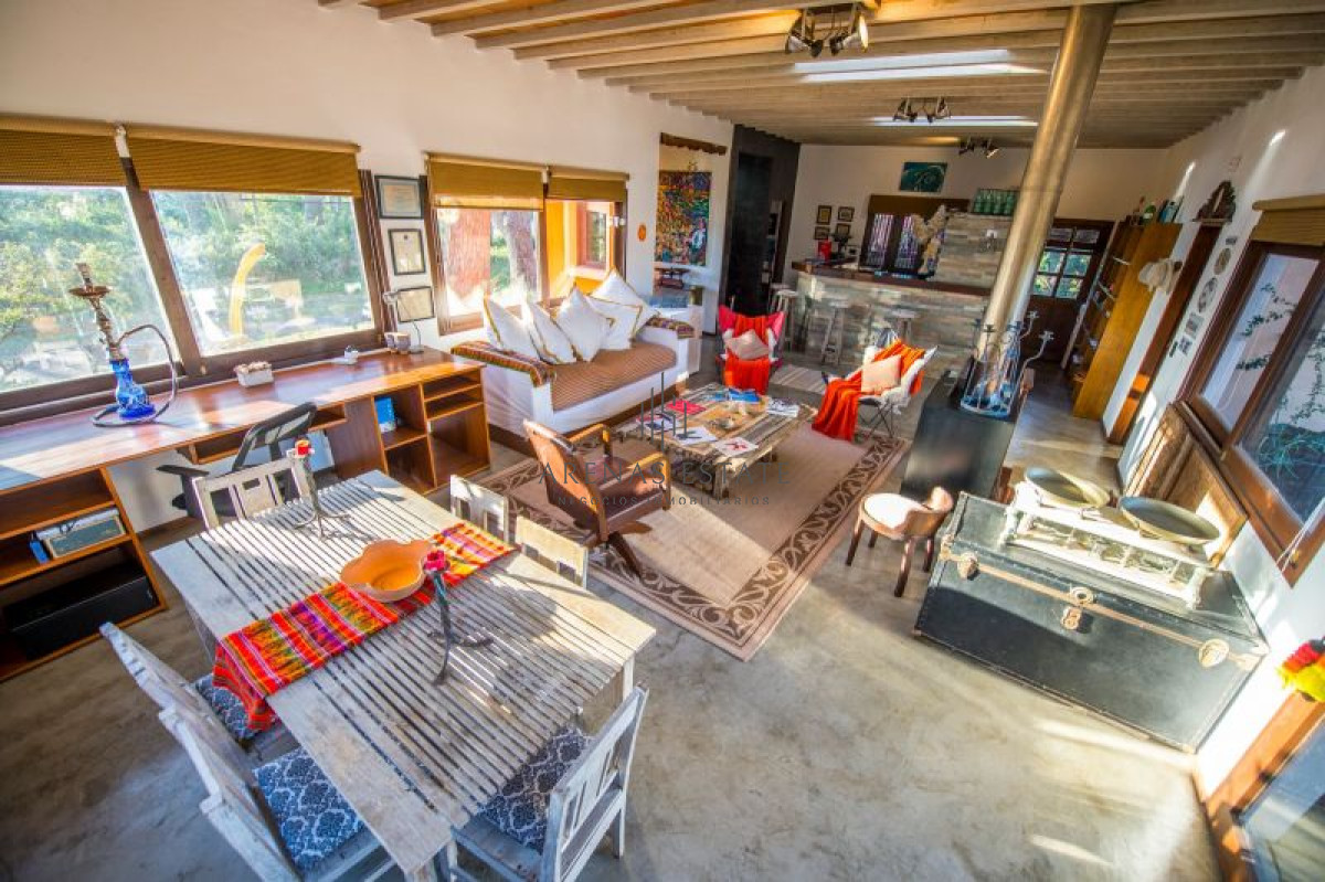 Casa ID.2357 - Hermosa casa en venta en ,  Punta Ballena 