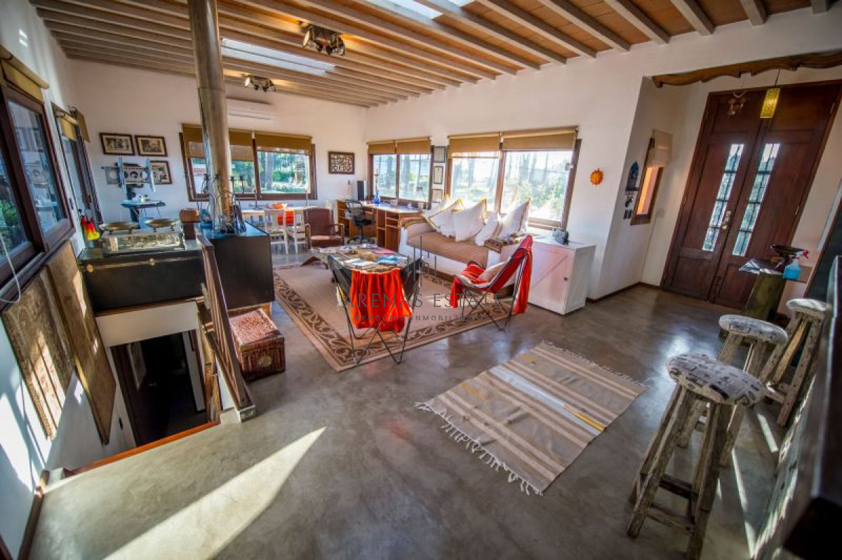 Casa ID.2357 - Hermosa casa en venta en ,  Punta Ballena 
