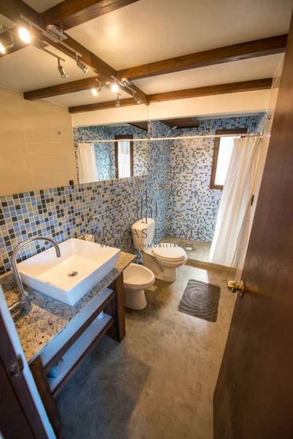 Casa ID.2357 - Hermosa casa en venta en ,  Punta Ballena 