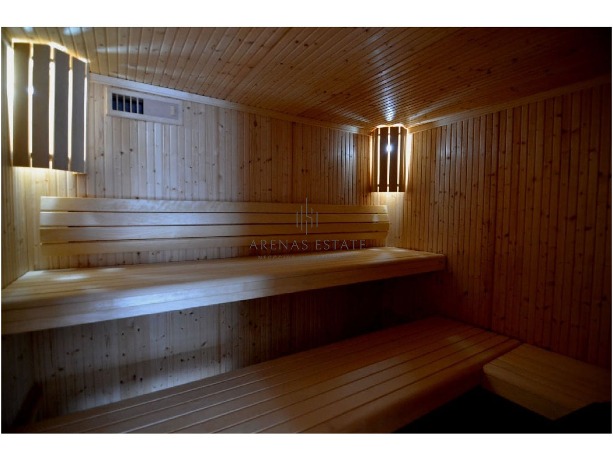 Apartamento ID.2520 - Apartamento de  3 dormitorios en venta en Punta del Este 