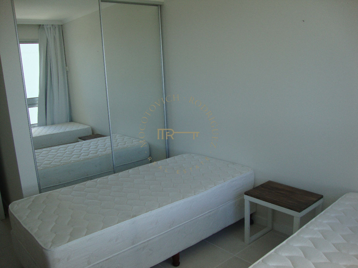 Apartamento ID.2661 - APARTAMENTO EN TORRE CON TODOS LOS SERVICIOS. A METROS DE PLAYA BRAVA.