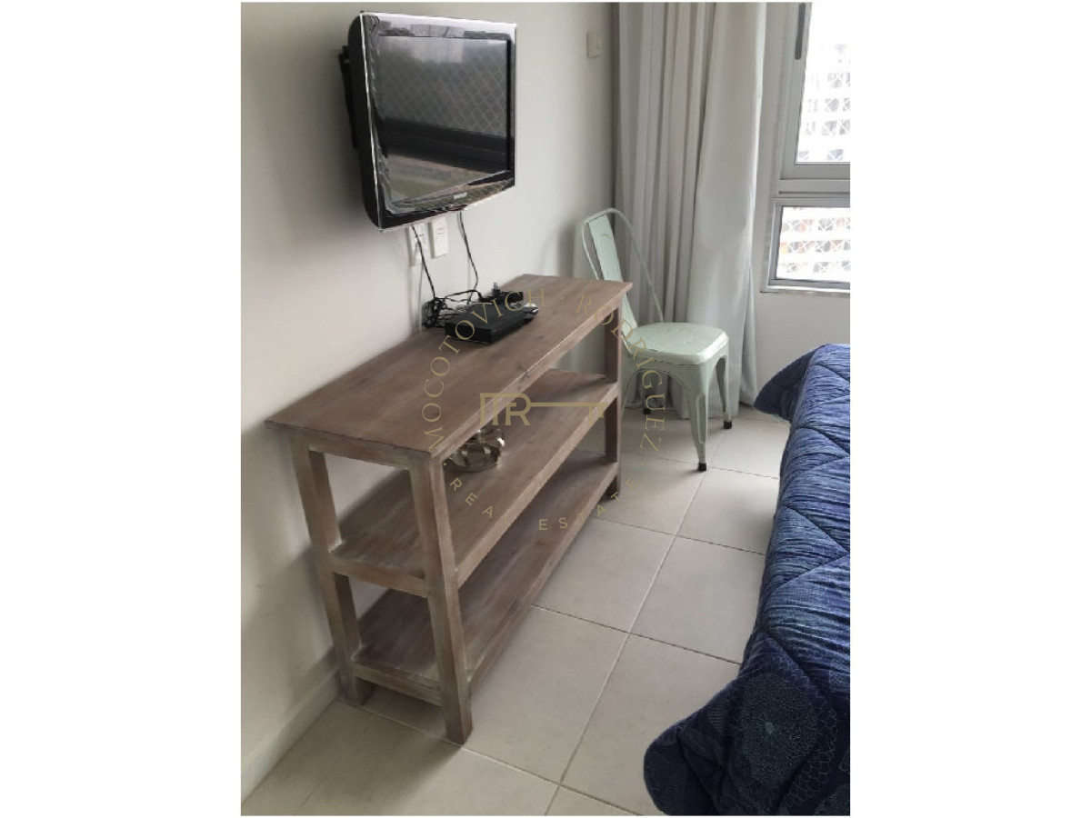 Apartamento ID.2661 - APARTAMENTO EN TORRE CON TODOS LOS SERVICIOS. A METROS DE PLAYA BRAVA.