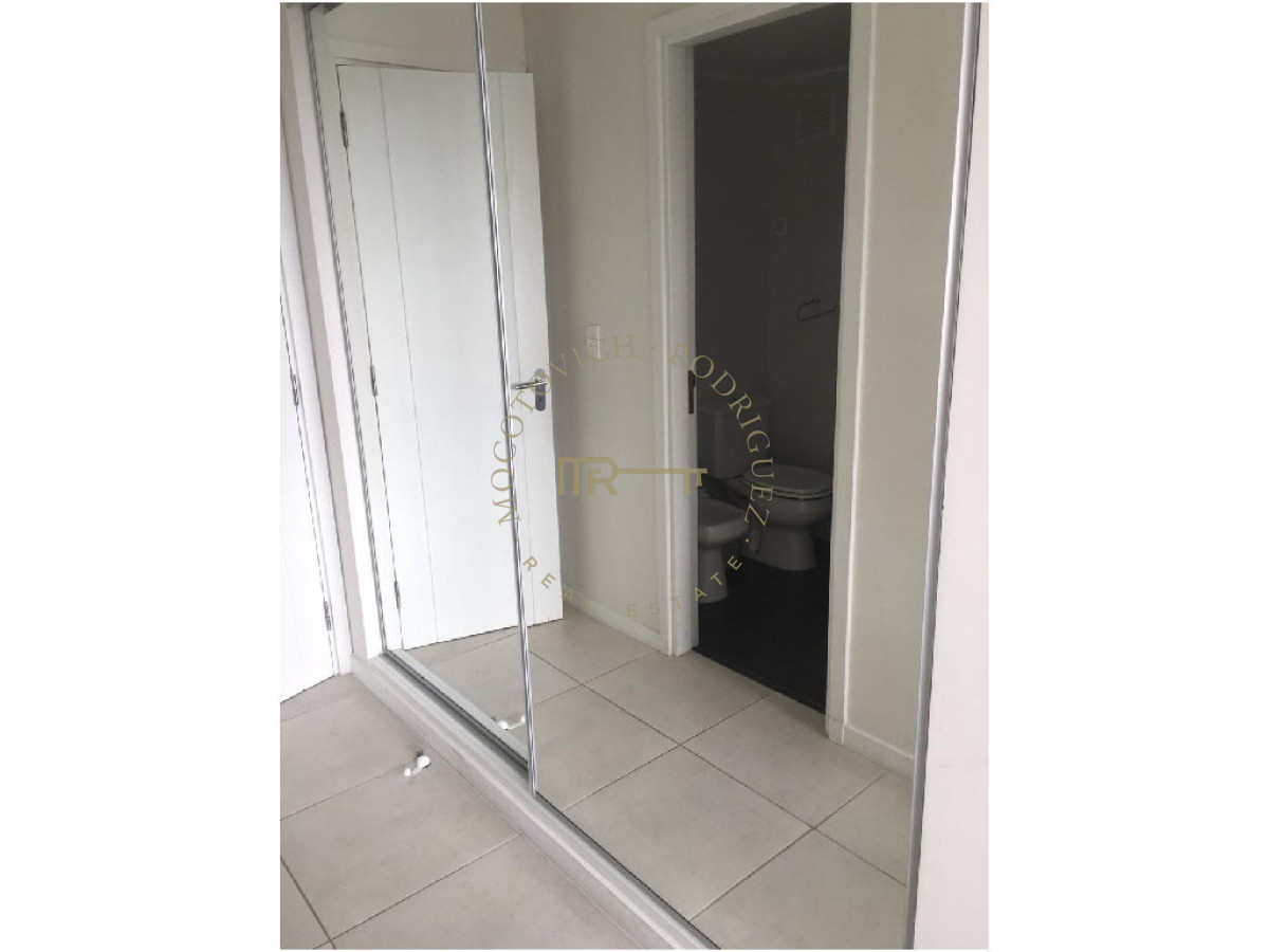 Apartamento ID.2661 - APARTAMENTO EN TORRE CON TODOS LOS SERVICIOS. A METROS DE PLAYA BRAVA.
